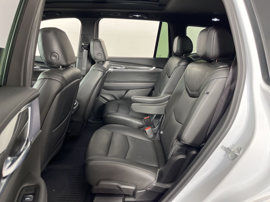 Thumbnail: 2025 Cadillac XT6 - 29