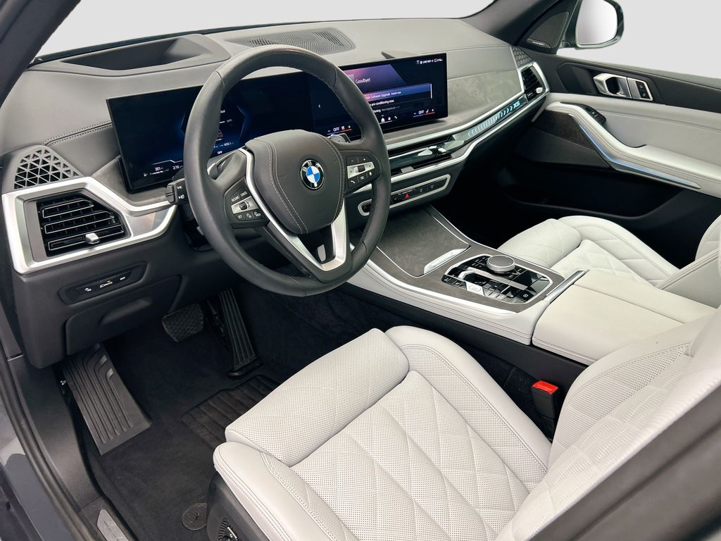 Thumbnail: 2026 BMW X5 - 9