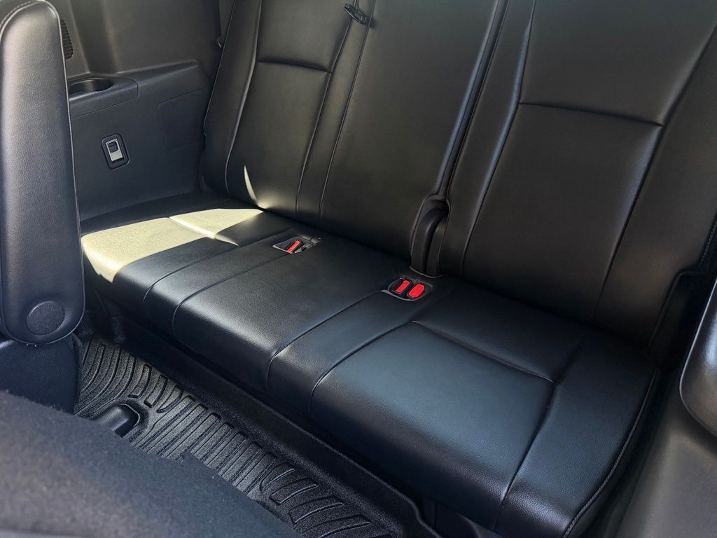 Used 2022 Toyota Highlander SUV