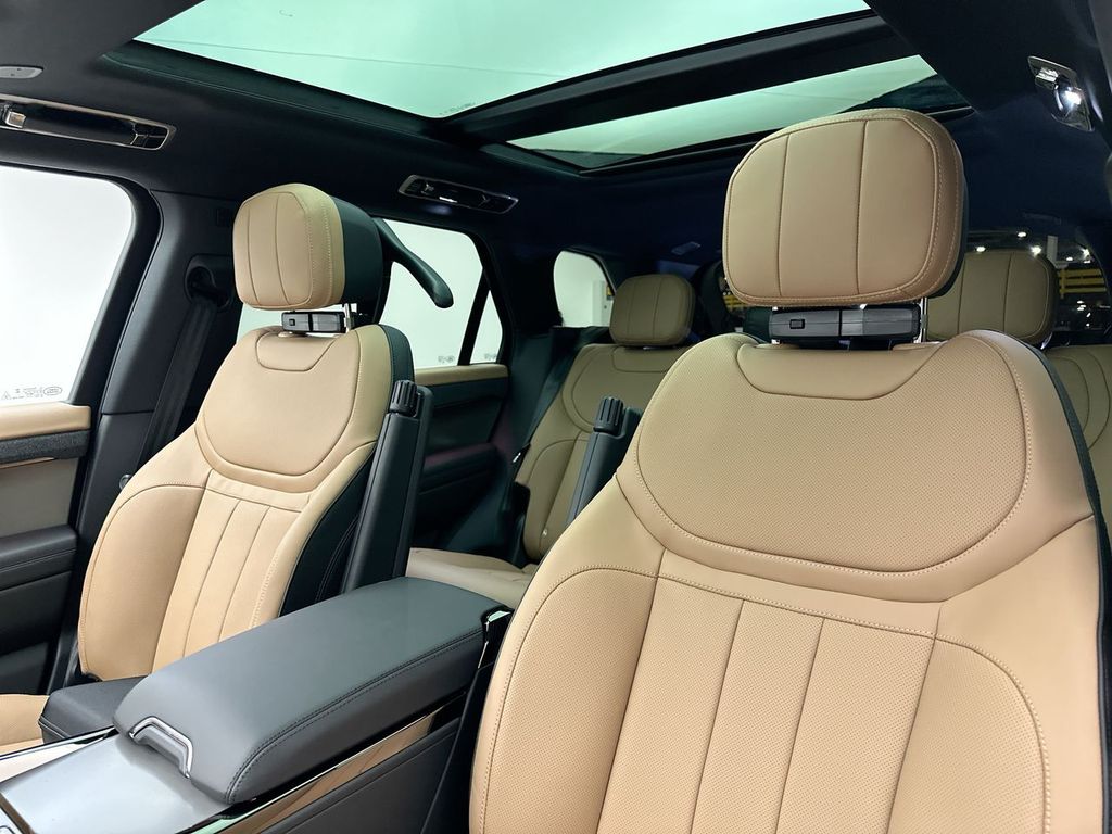 2025 Land Rover Range Rover Sport SE Dynamic 10