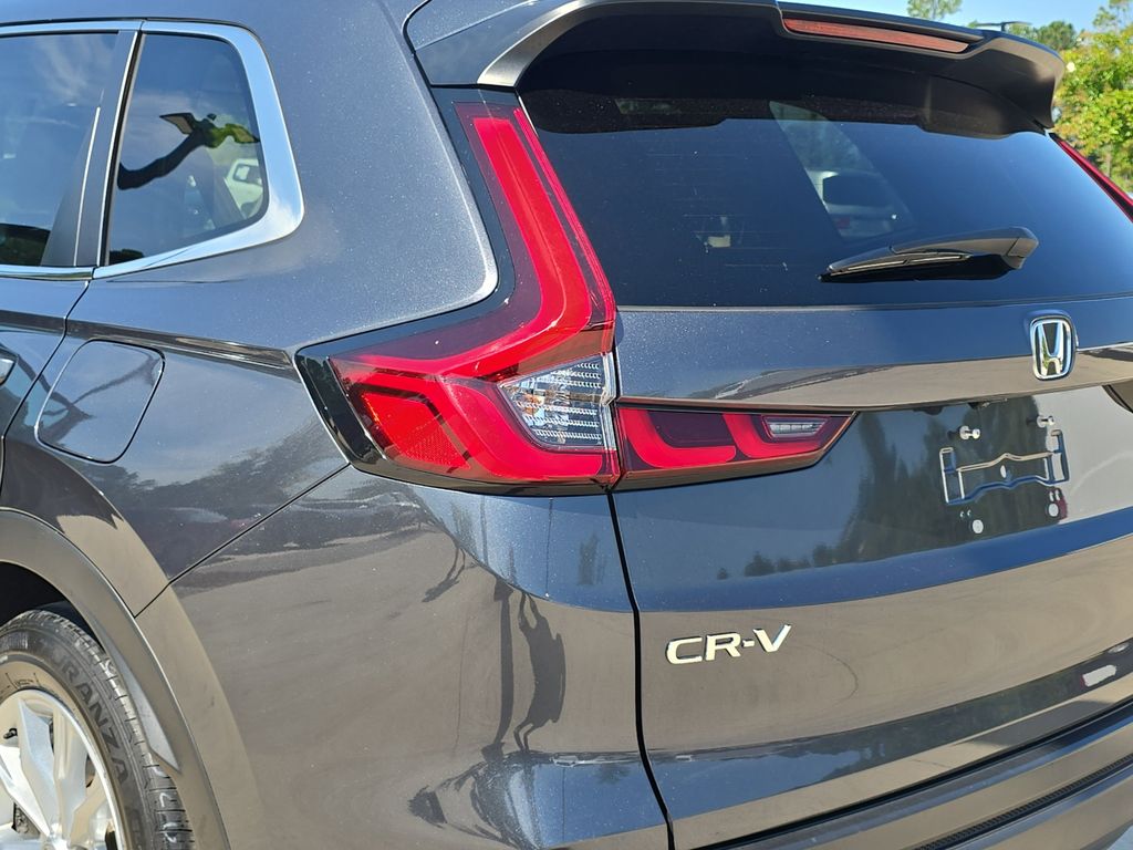 2024 sparkle silver metallic Honda CR-V EX FWD SUV
