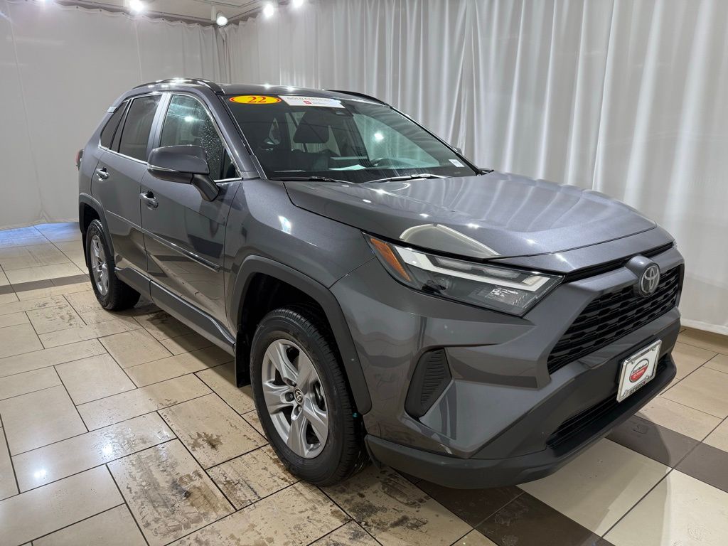 Thumbnail: 2022 Toyota RAV4 - 7