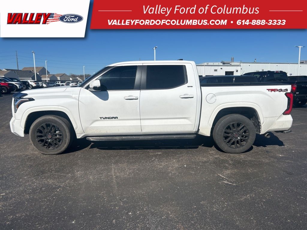 2024 Toyota Tundra SR5 CrewMax Cab 4WD