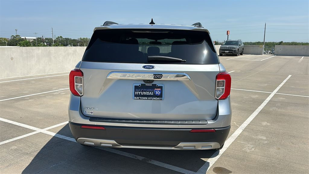 2023 Ford Explorer XLT Silver at DeMontrond Ford