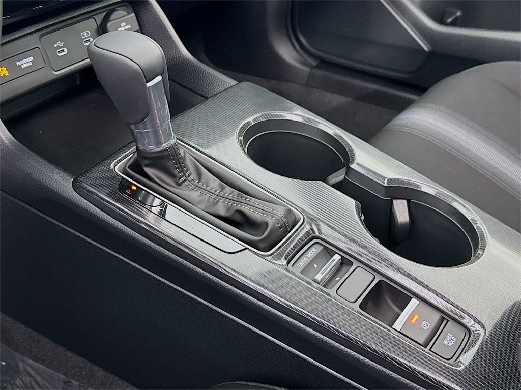 2025 Honda Civic Hybrid Sport photo