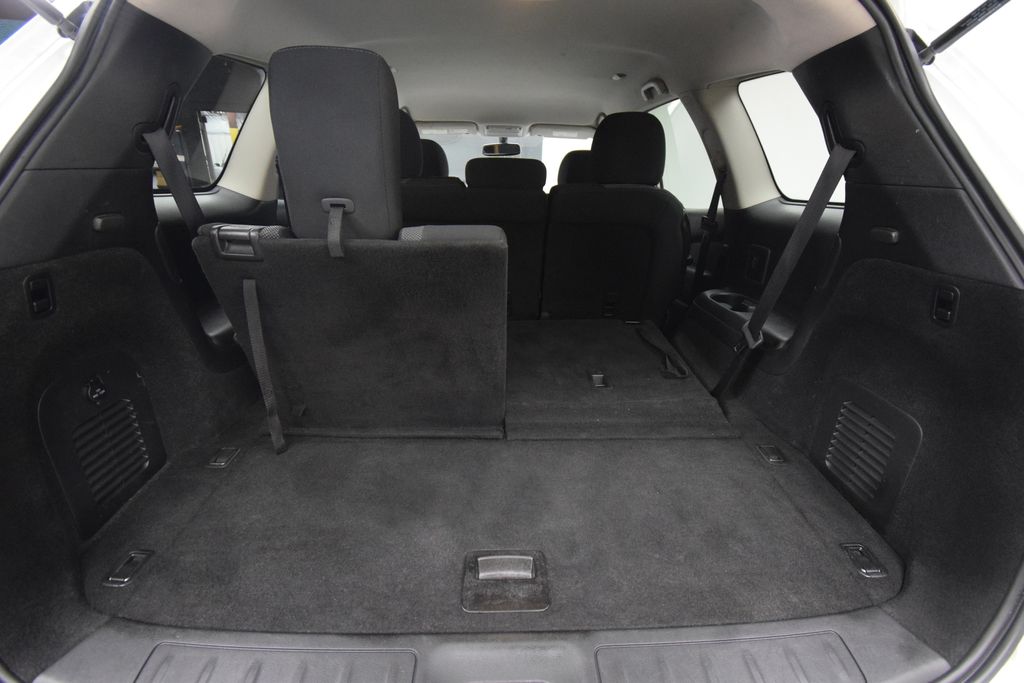 used 2020 Nissan Pathfinder car, priced at $18,095