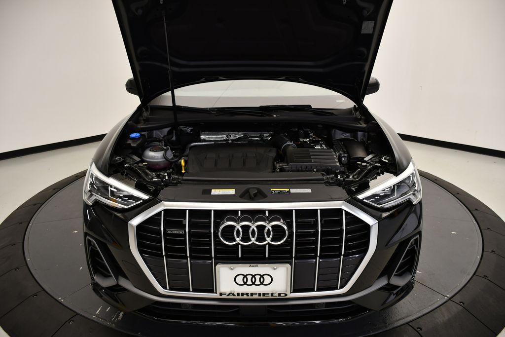 Thumbnail: 2024 Audi Q3 - 13