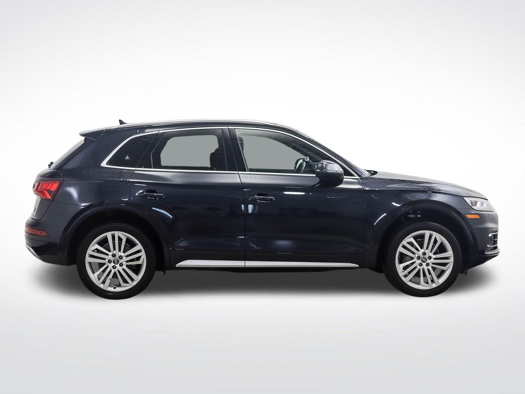 Thumbnail: 2018 Audi Q5 - 6
