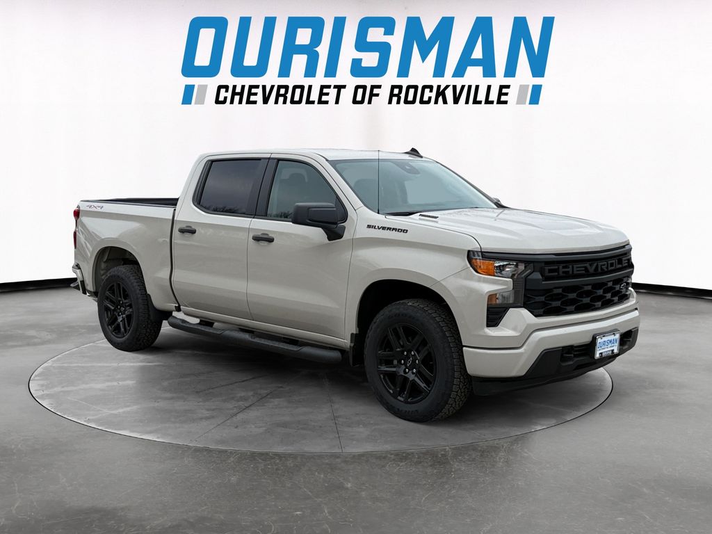 2026 Chevrolet Silverado 1500 Custom Crew Cab 4WD