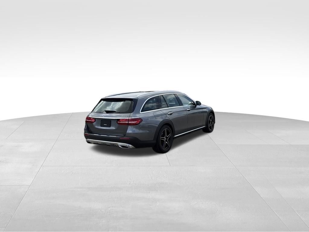 Certified Used 2023 Gray Mercedes-Benz E 450 image 5
