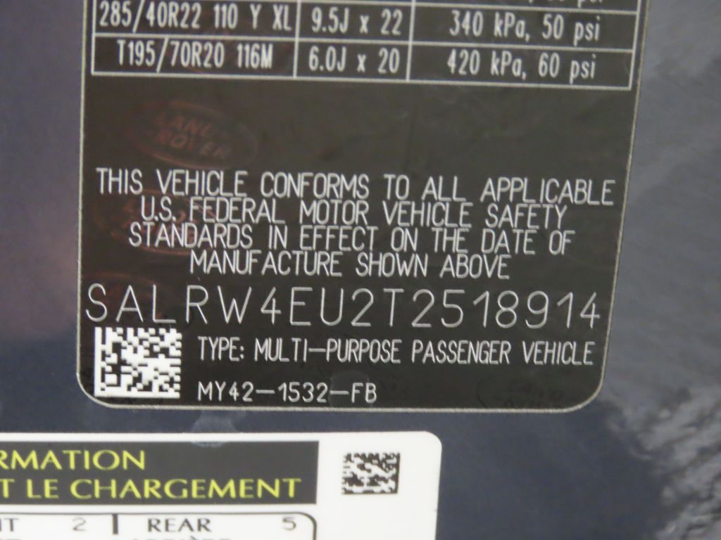 Thumbnail: 2026 Land Rover Discovery - 32