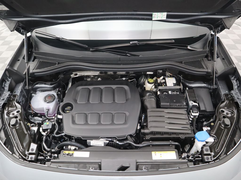 Thumbnail: 2025 Volkswagen Tiguan - 29