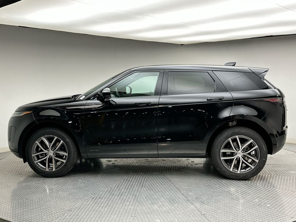 Thumbnail: 2026 Land Rover Range Rover Evoque - 10