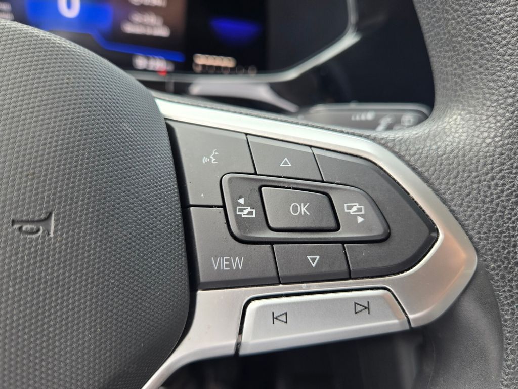 2022 Volkswagen Taos - $16,500
