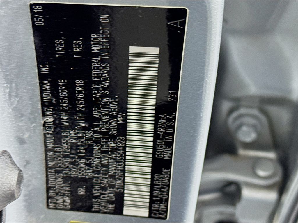 Used Car 2018 Toyota Highlander  Xle For Sale Under $25,000 In Austin, Texas