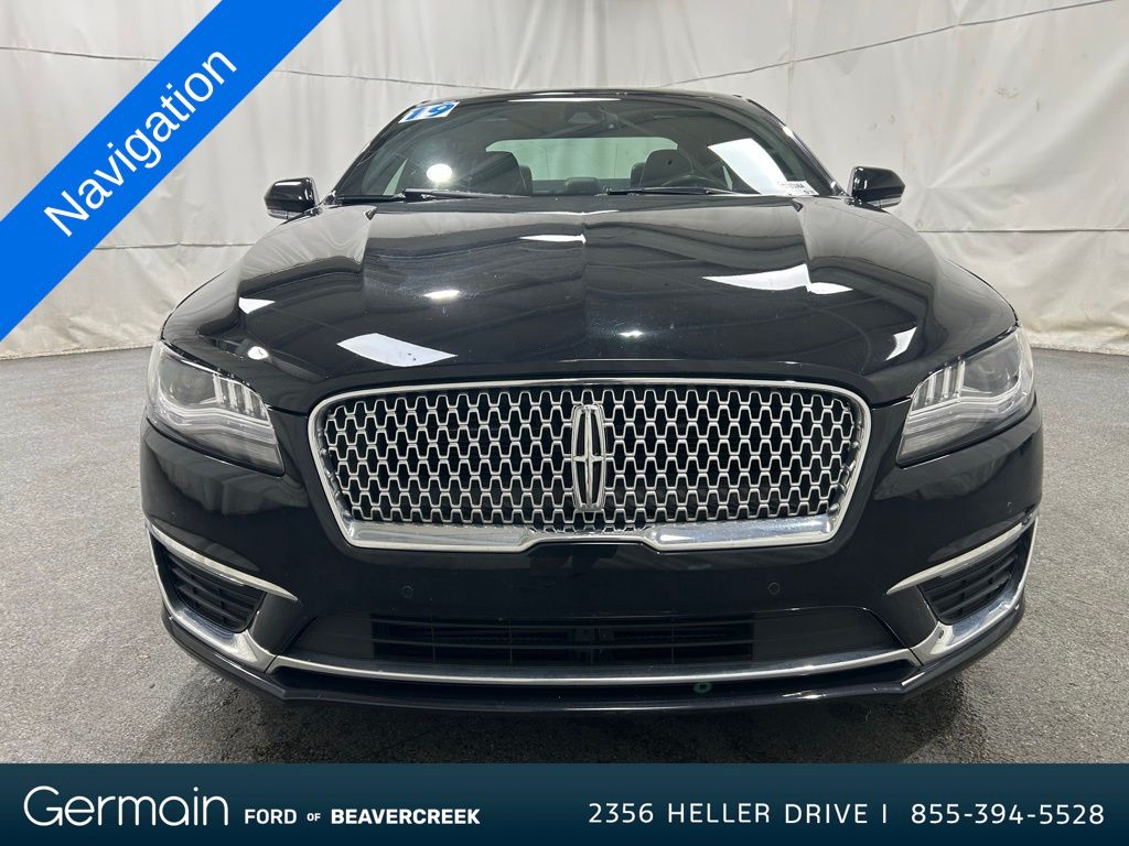 2019 Lincoln MKZ Reserve photo 2