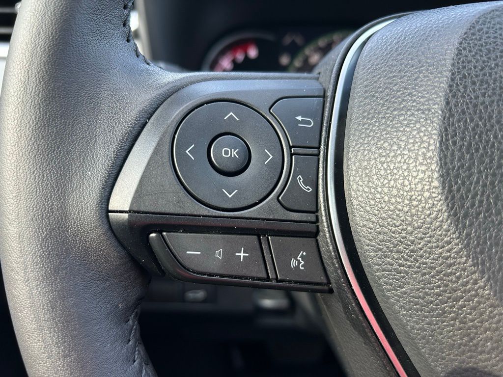 2024 Toyota RAV4 XLE Premium 20