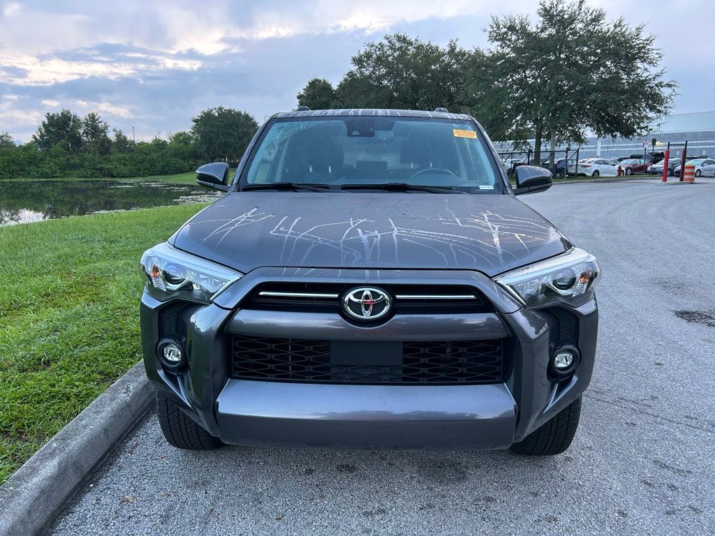 Thumbnail: 2022 Toyota 4Runner - 8