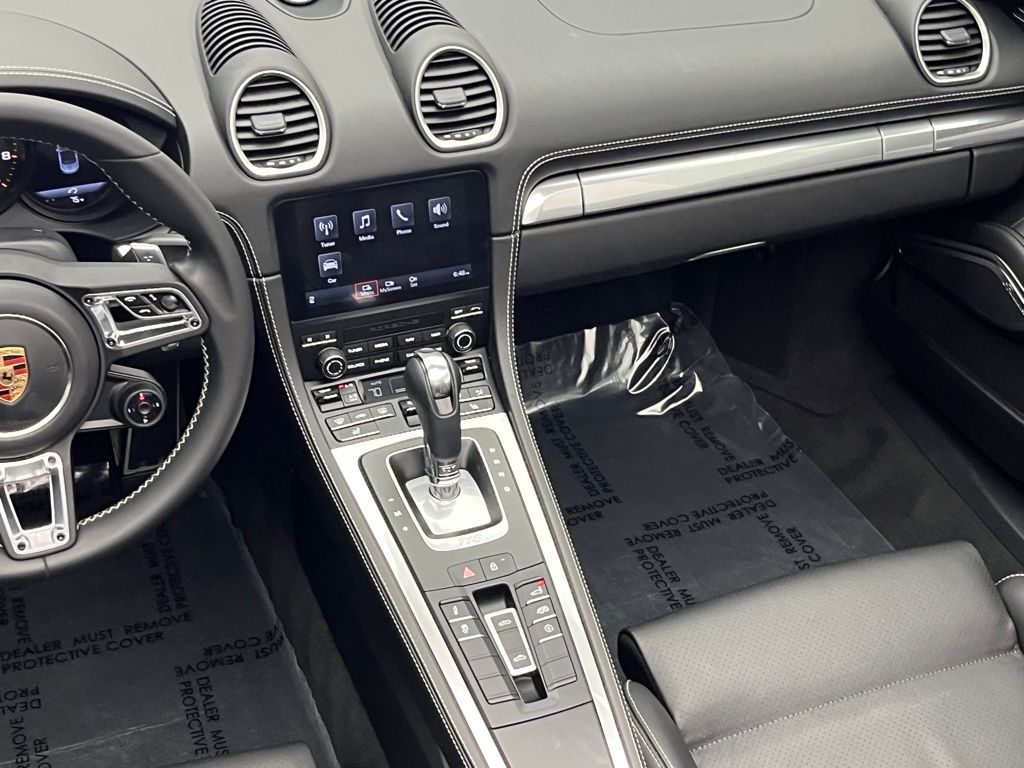 Thumbnail: 2024 Porsche 718 Boxster - 22