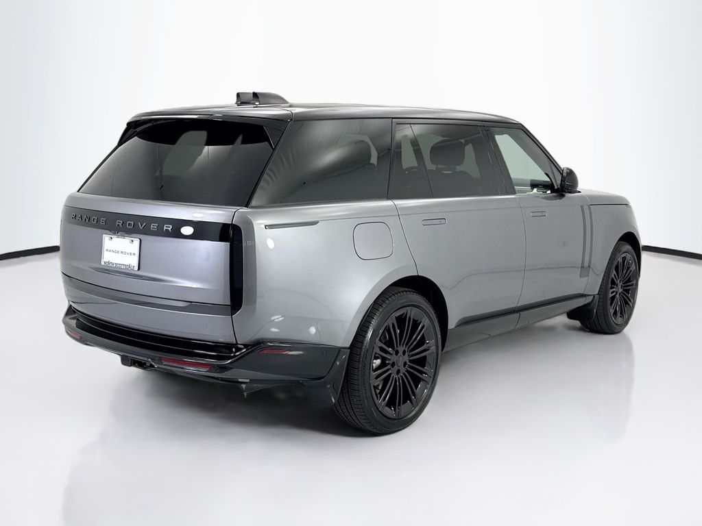 Thumbnail: 2026 Land Rover Range Rover - 5