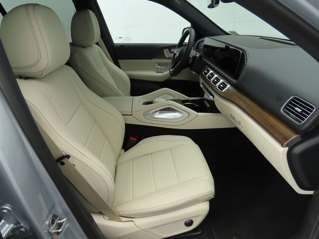 Thumbnail: 2026 Mercedes-Benz GLE - 20