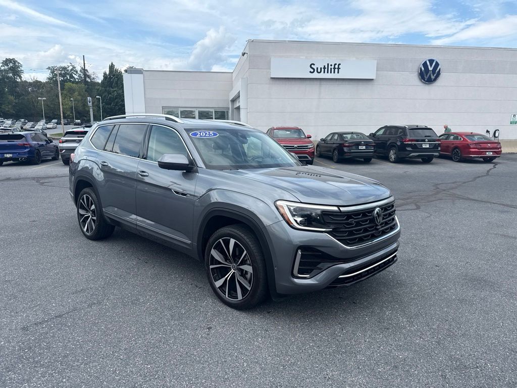 2025 Volkswagen Atlas 2.0T SEL Premium R-Line Gray at Subaru and VW of Moon Township