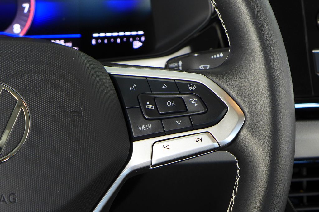 Thumbnail: 2024 Volkswagen Taos - 28