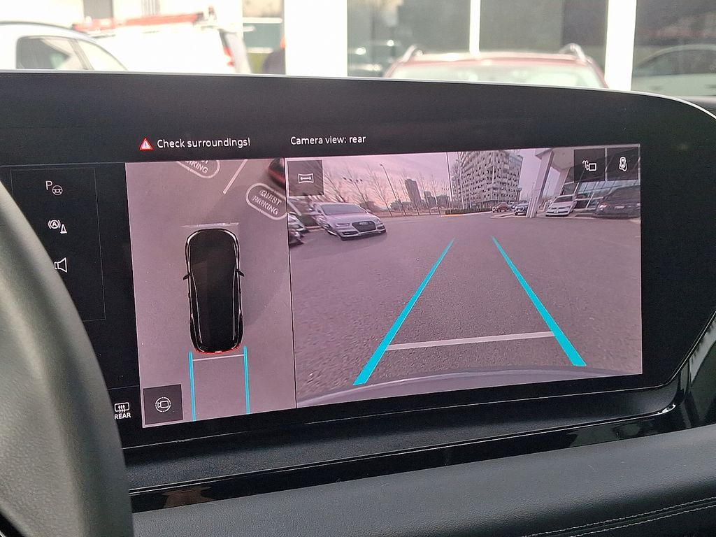 Thumbnail: 2025 Audi Q6 e-tron - 17