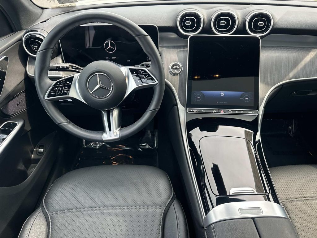 Thumbnail: 2026 Mercedes-Benz GLC - 18