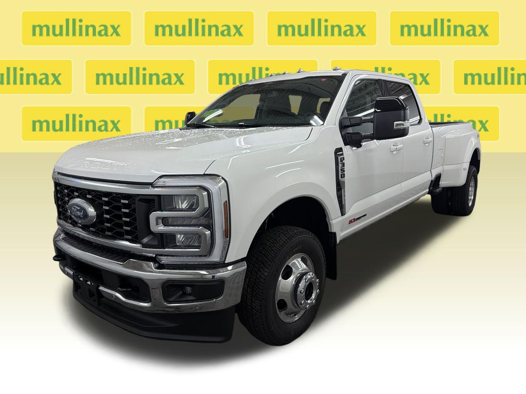 New 2026 White Ford Lariat image 13