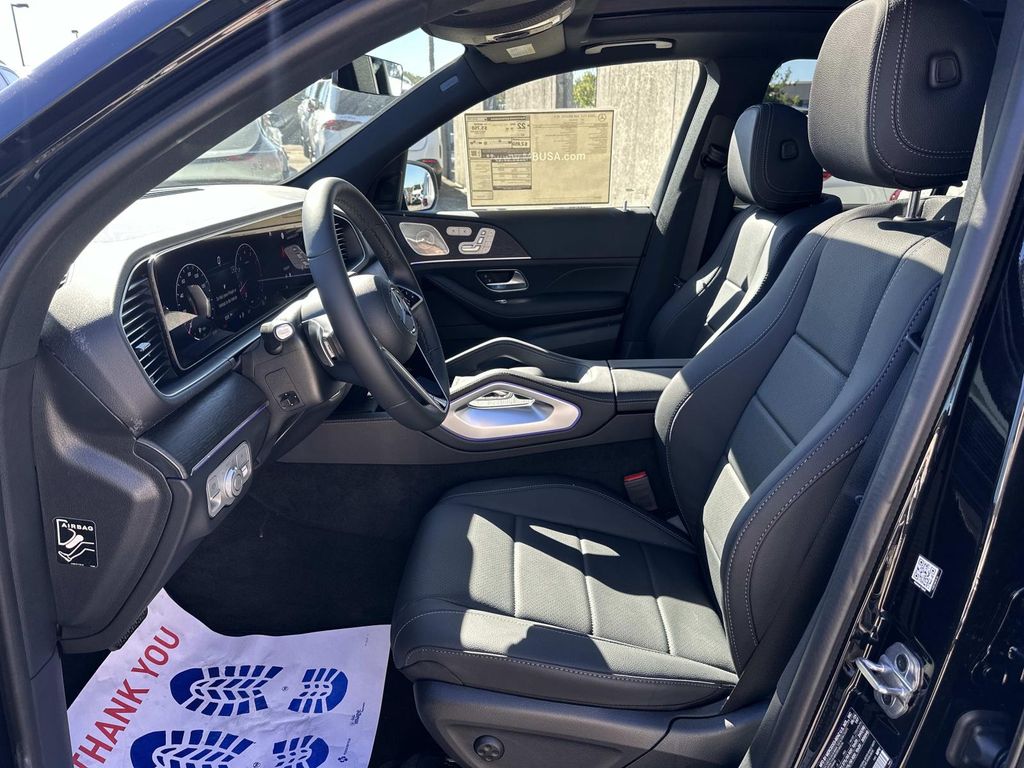 Thumbnail: 2026 Mercedes-Benz GLE - 15