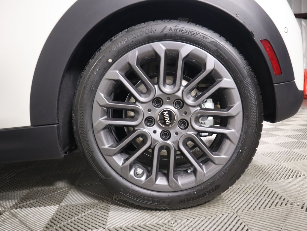 Thumbnail: 2026 MINI Cooper - 28