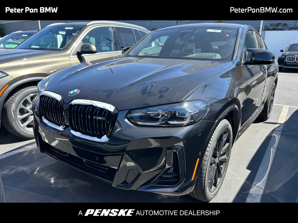 Thumbnail: 2025 BMW X4 - 1