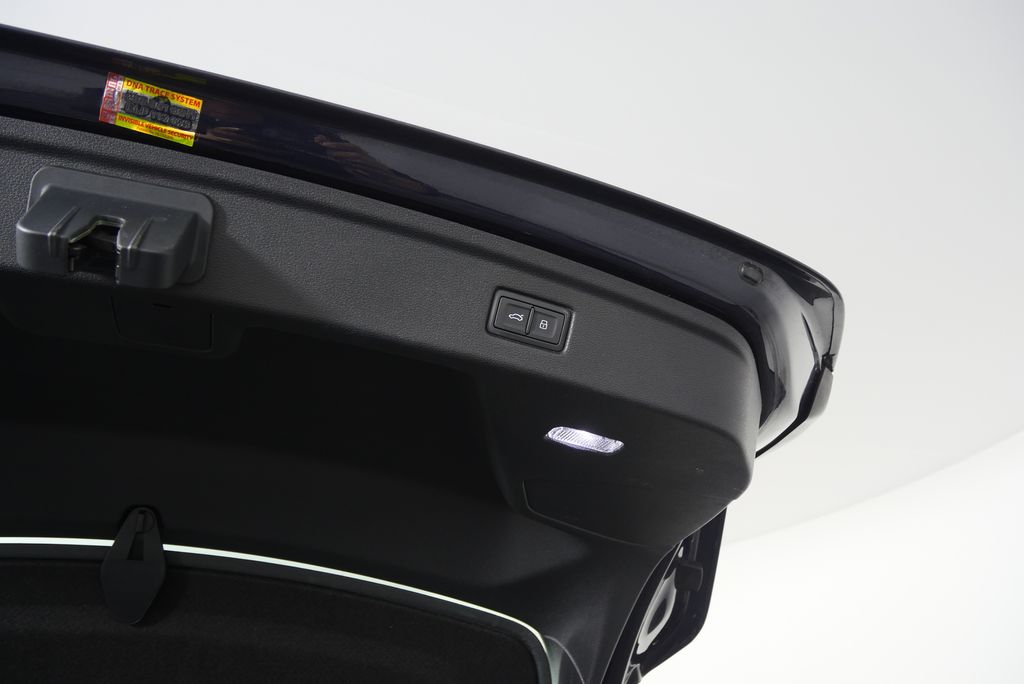 Thumbnail: 2018 Audi A5 - 18