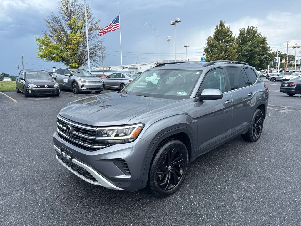 2023 Volkswagen Atlas 2.0T SE w/Technology Gray at Subaru and VW of Moon Township
