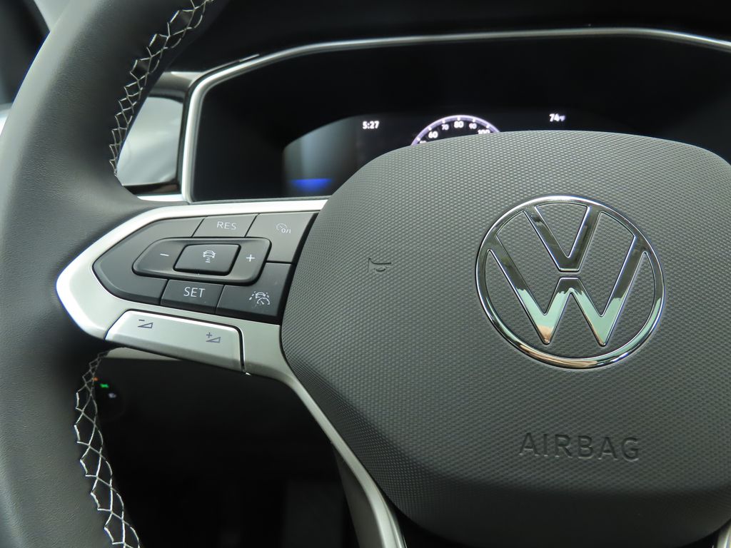 Thumbnail: 2025 Volkswagen Taos - 12