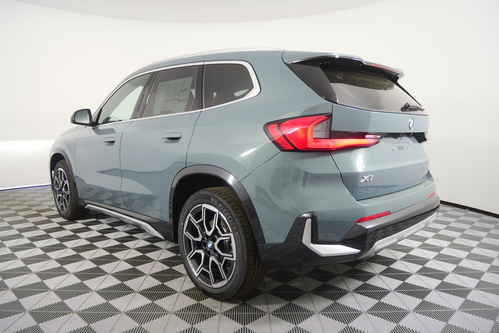 Thumbnail: 2026 BMW X1 - 5