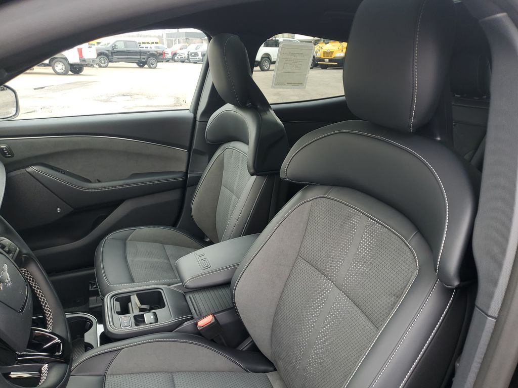 New 2026  Ford GT image 16