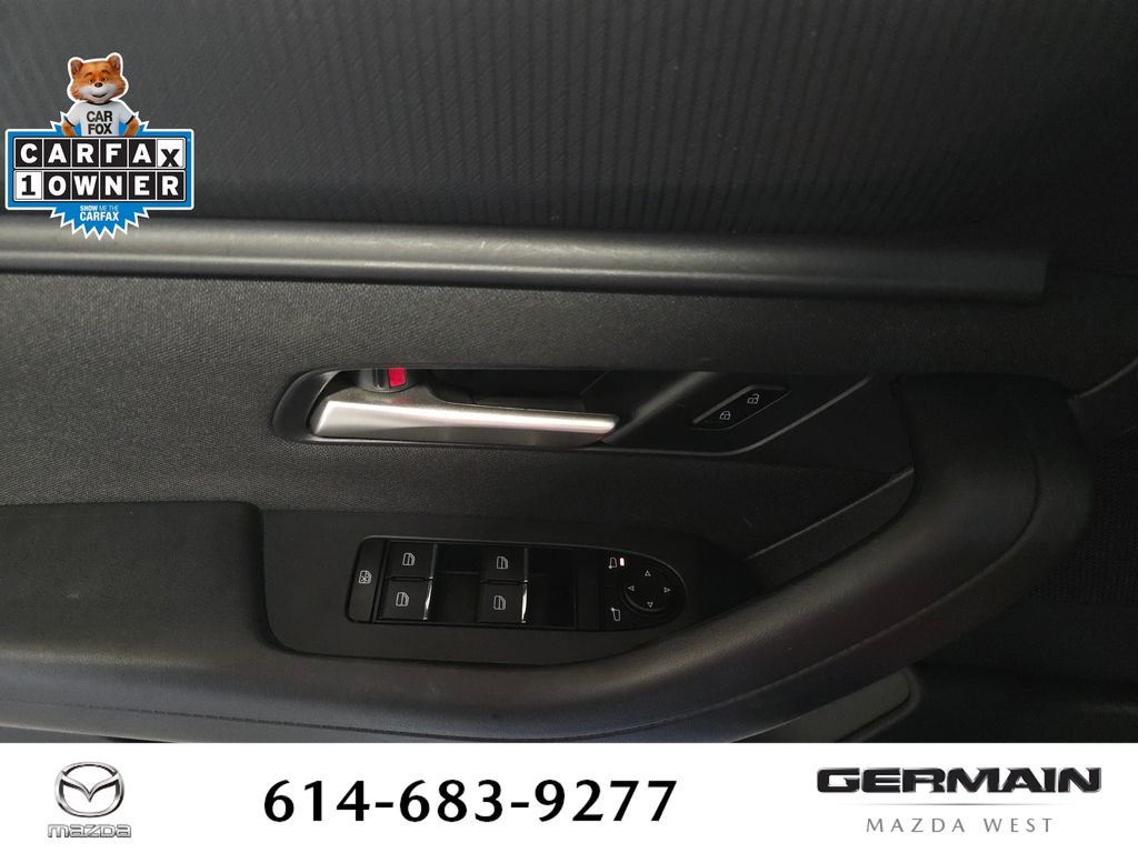 Used 2024 White Mazda 3.3 Turbo Select image 26