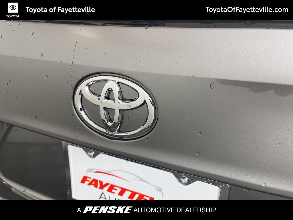 Thumbnail: 2026 Toyota Highlander - 21