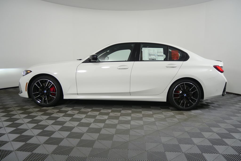 Thumbnail: 2026 BMW 3 Series - 6