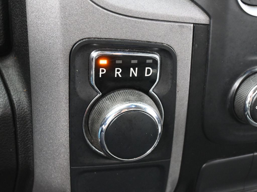 Used 2021 Granite Crystal Metallic Clearcoat Ram Tradesman image 16