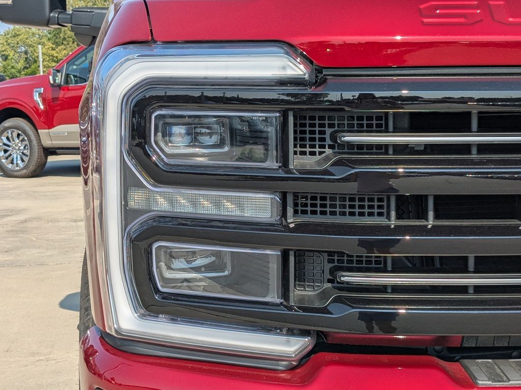 2026 Ford Super Duty F-350 SRW Platinum