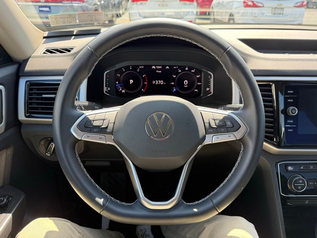 2022 Volkswagen Atlas 3.6L V6 SE w/Technology White at Sutliff Volkswagen