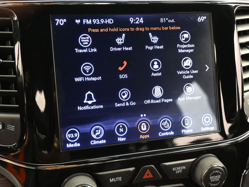 Used 2019 Granite Crystal Metallic Clearcoat Jeep Altitude image 18