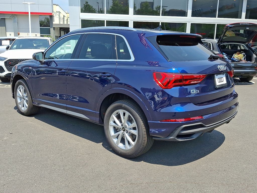 2025 Audi Q3  4