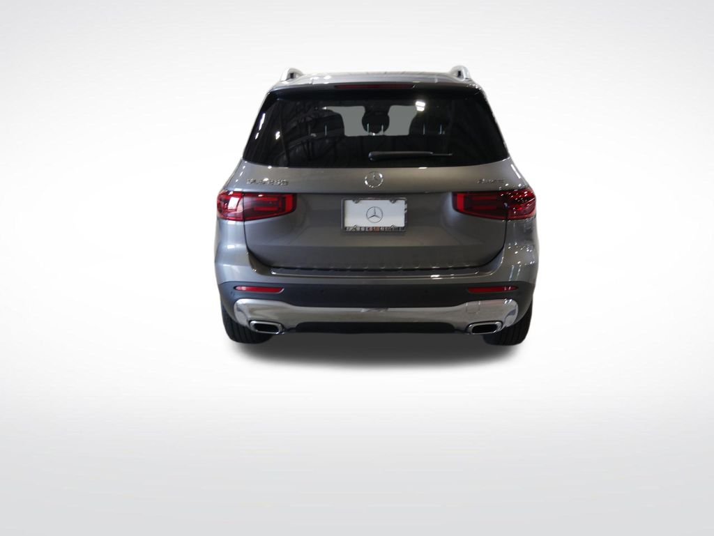 Thumbnail: 2026 Mercedes-Benz GLB - 4