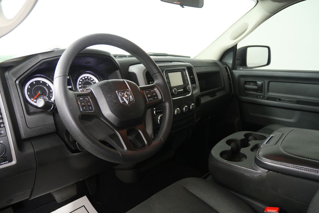 Thumbnail: 2022 RAM 1500 Classic - 15
