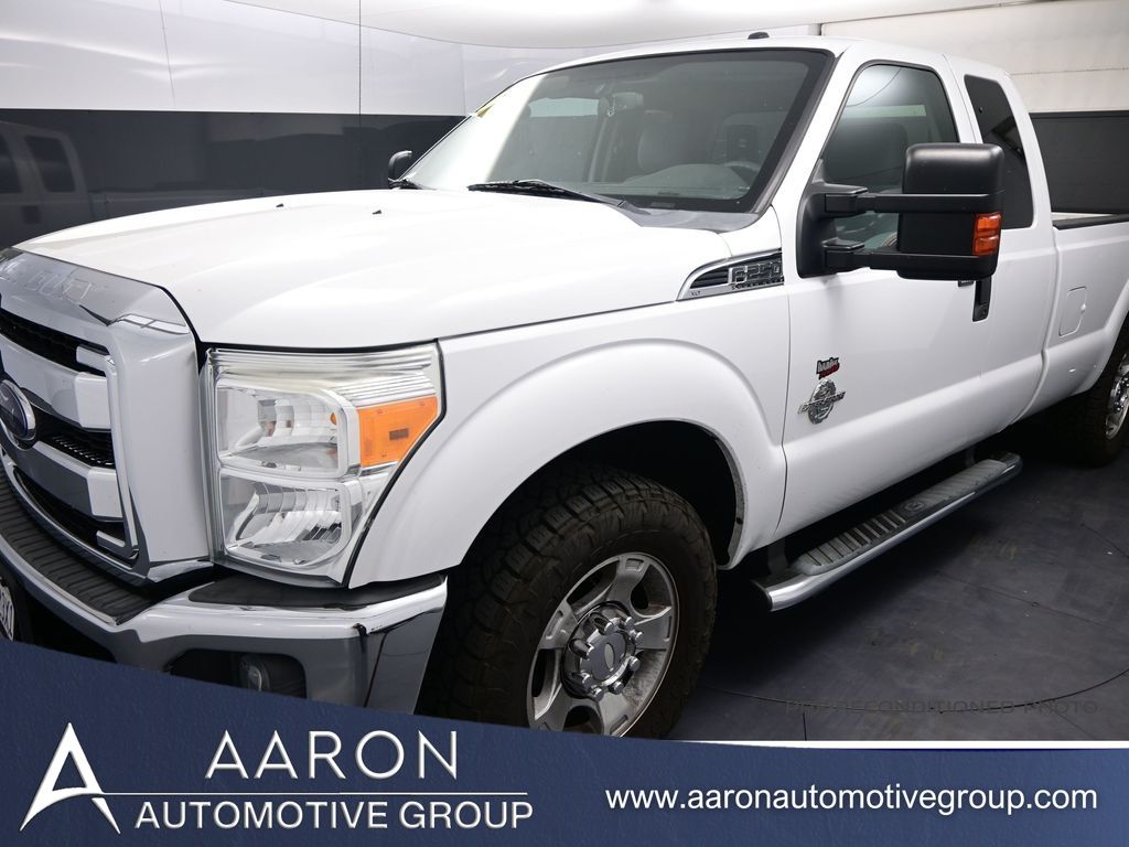 Oxford White 2016 Ford F-250 Super Duty XLT SuperCab Pickup Truck 4X2 6-Speed Automatic Overdrive