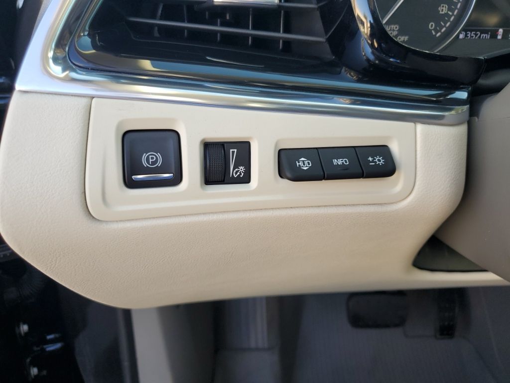 Used Car 2020 Cadillac Xt6  Premium Luxury For Sale Under $35,000 In Austin, Texas